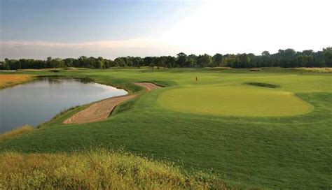 Plum creek golf course - The 18-hole championship golf course at Plum Creek has been named one of Indiana’s top-10 golf courses by Golf Digest, and offers five sets of tees to accommodate golfers of all skill levels. The course features dramatic …